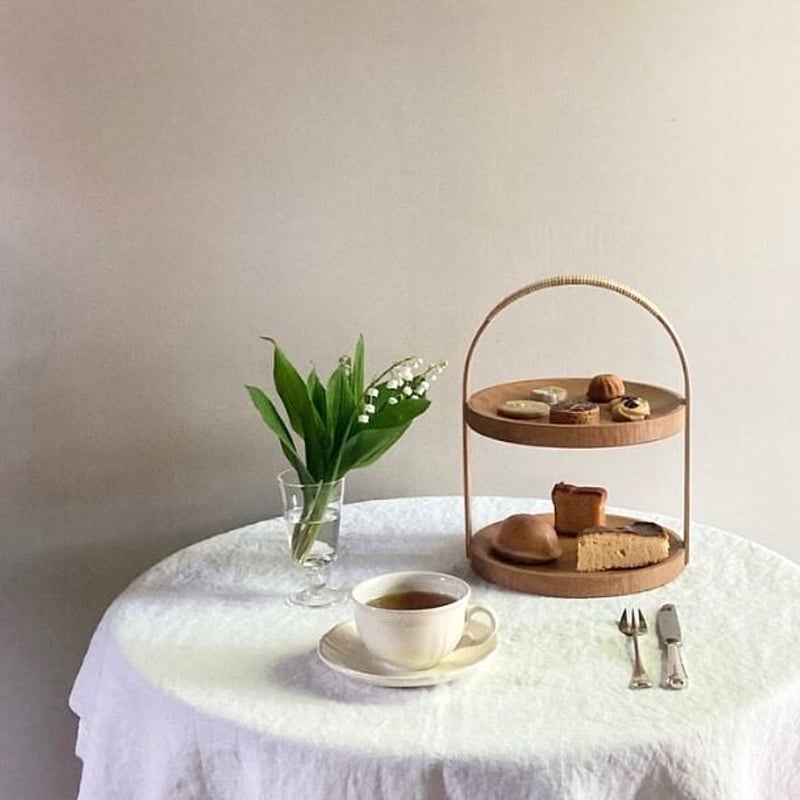afternoon tea stand 