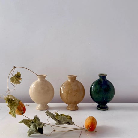 bud vase / Shimizu Yuriko
