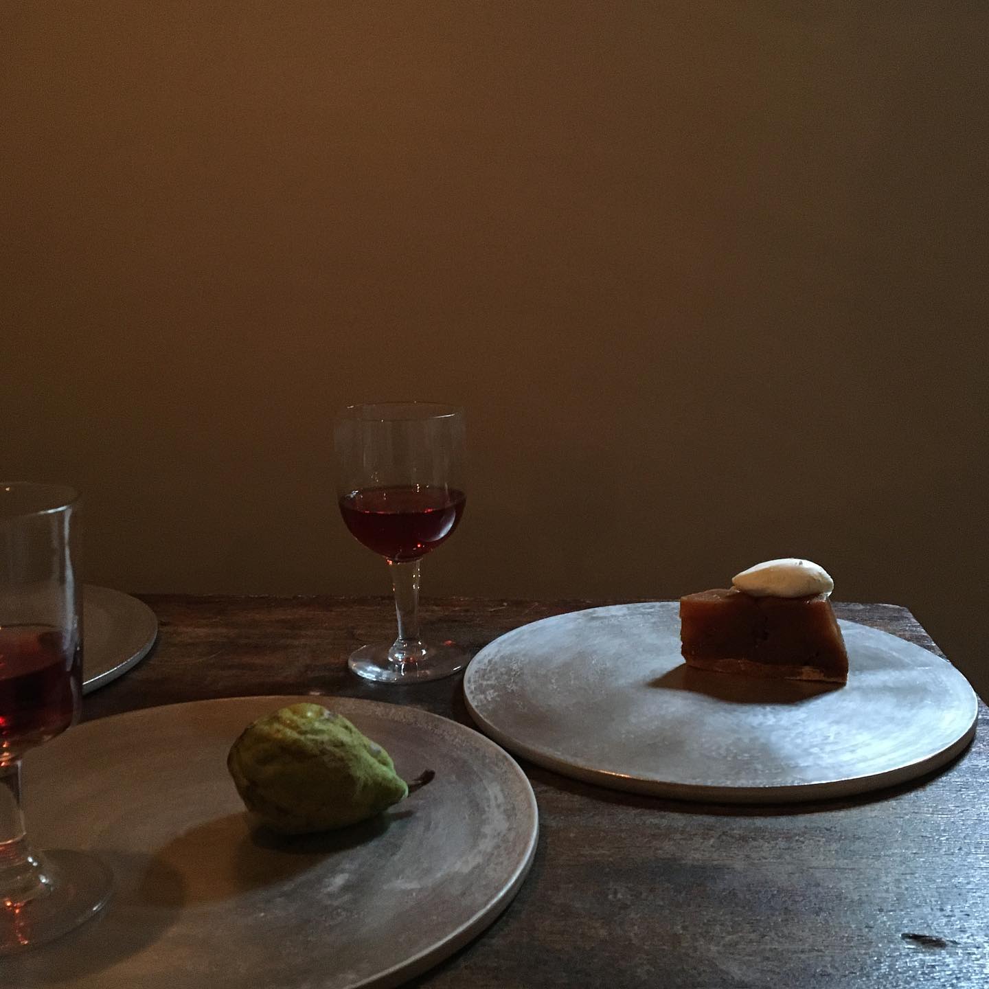 plate / Matsumoto Miyako | On me pense