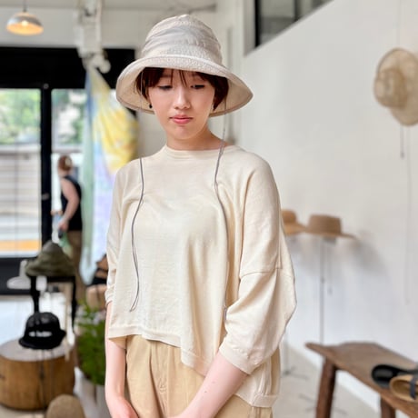 hat (Hana) / chisaki