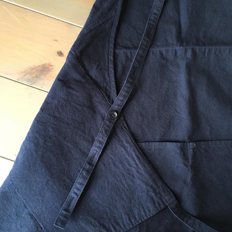 apron(navy)/MAROBAYA