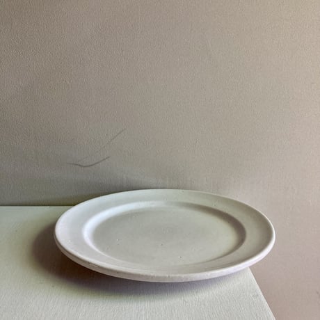 simple plate / Uchiyama Taro