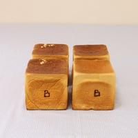 【冷凍・ハーフサイズ】こだわりの食パン4斤セット（半斤×8）