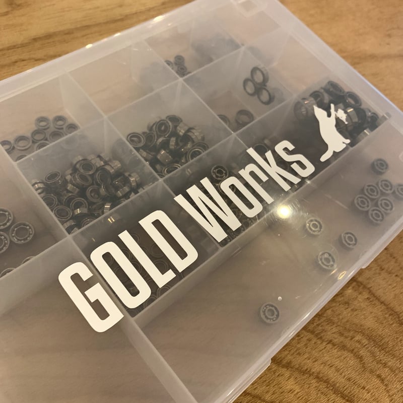 GOLDWorks Logo sticker【ゴールドワークス ロゴステッカー M