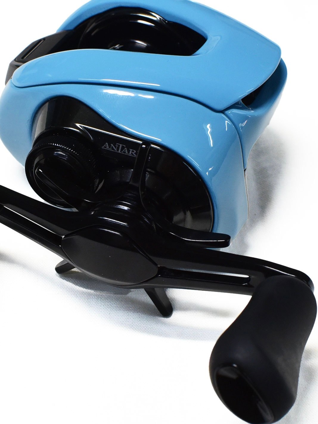 25アンタレス XG 右ハンドル 2025/10 限定色 マイアミブルー ケミカル