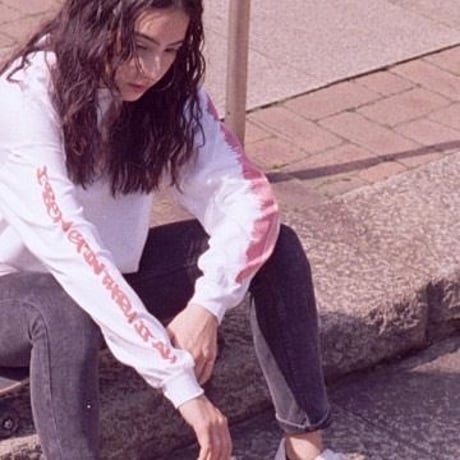 I.B.G.T.I.A cut off long sleeve T-shirt