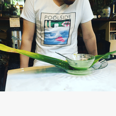 プールサイドT