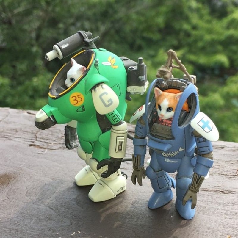 にゃあたん にゃ にゃ One-of-One adidas ZX 8000 'Porcelain' Expected to Fetch