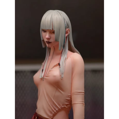 1:8 red