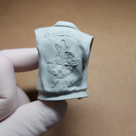 1:10 A2 GIRL BUST