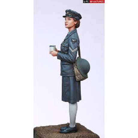 英空軍 WAAF(婦人補助空軍)副班長  Assistant Section Leader 1940-1941