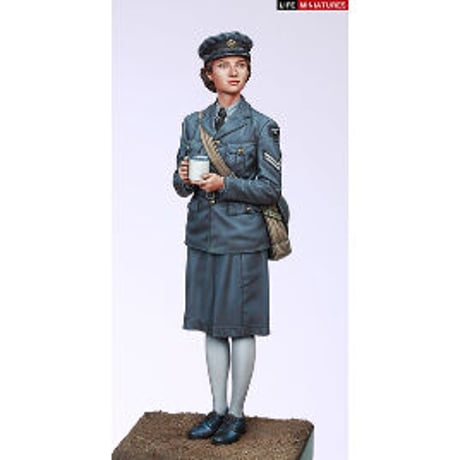 英空軍 WAAF(婦人補助空軍)副班長  Assistant Section Leader 1940-1941
