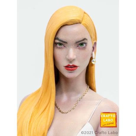 1:8 BEAUTIE 01 BUST