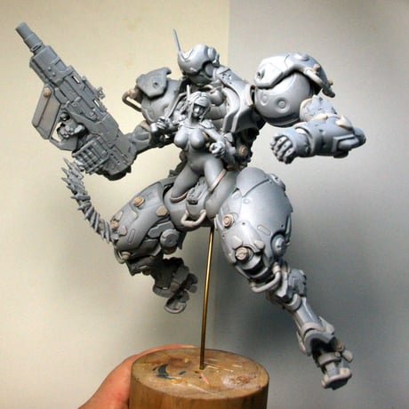 [SHIPPING AT AUG] 1:24 重装外骨格スーツ HEAVY EXO-SUIT