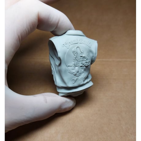 1:10 A2 GIRL BUST
