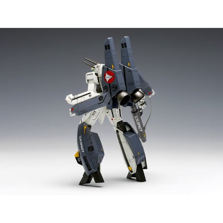 1:100 VF-1S/A スーパーバルキリー［バトロイド］ VF-1S/A SUPER VALKYRIE [BATTROID]