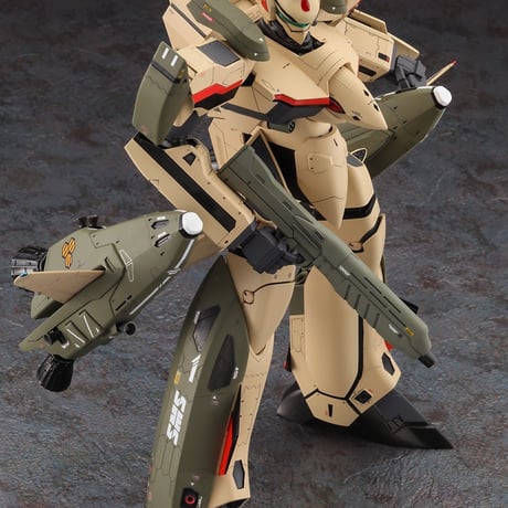1:72 VF-19EF/A バトロイド イサム・スペシャル “マクロスF” ISAMU SPECIAL "MACROSS FRONTIER"