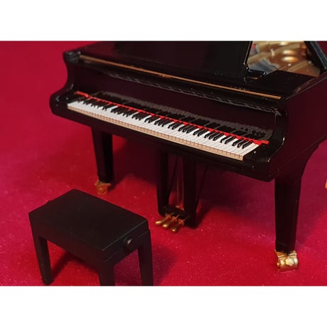 1:20 レジスタンス ピアニスト Resistance Pianist