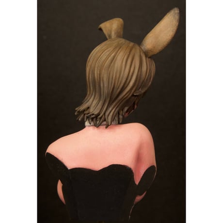 キャロット好きのバニー BUNNY THE CARROT LOVER BUST