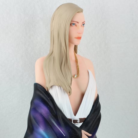 1:8 BEAUTIE 01 BUST
