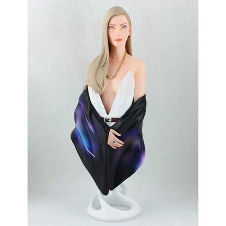 1:8 BEAUTIE 01 BUST