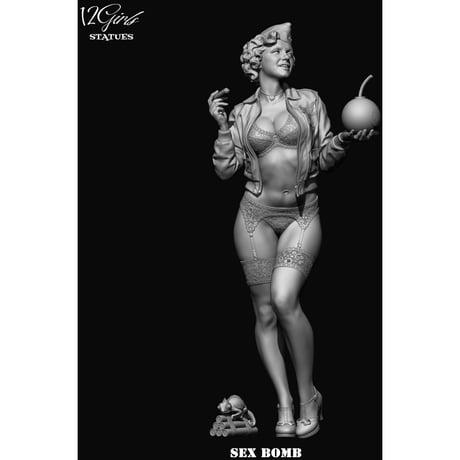 1:12 BOMB GIRL