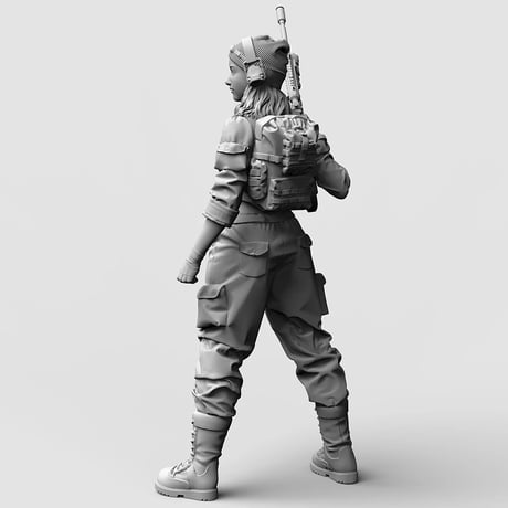 軍装少女 GIRL IN MILITARY UNIFORM