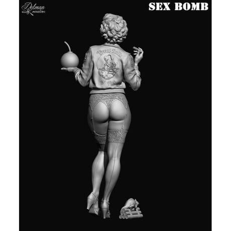 100mm BOMB GIRL