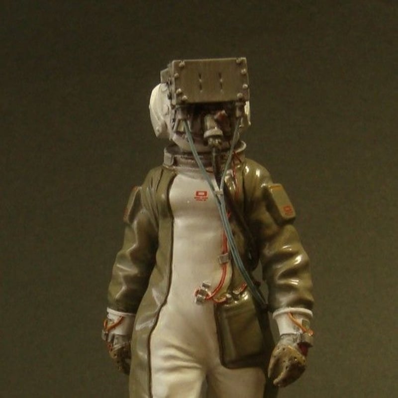 1:20 シュトラール女性宇宙飛行士 01 STRAHL FEMALE ASTRONAUTIN