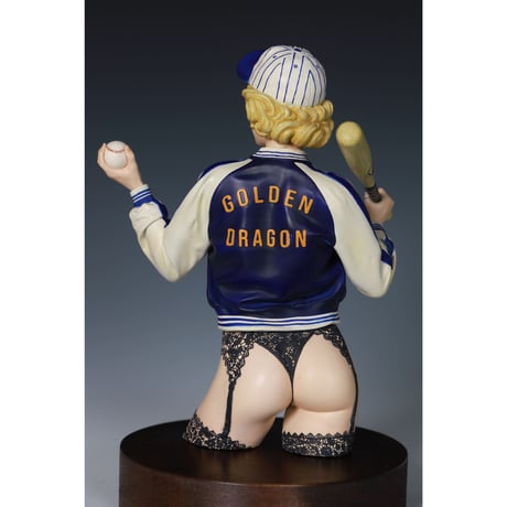 1:10 25TH TEAM GIRL BUST