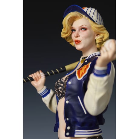 1:10 25TH TEAM GIRL BUST