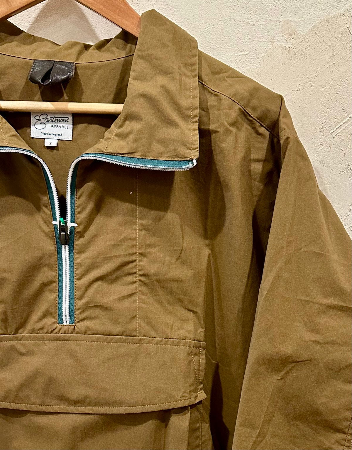 イーストモンドアパレル プルオーバー アノラックジャケット