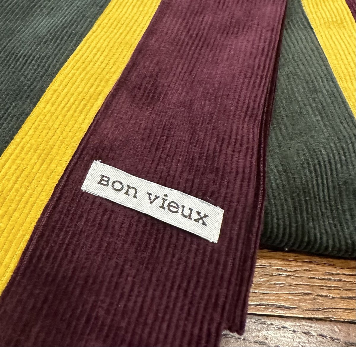 Bon Vieux オリジナル コーデュロイ スクールマフラー #ボルドー Bon Vieux オリジナル コーデュロイ スクールマフラー #ボルドー