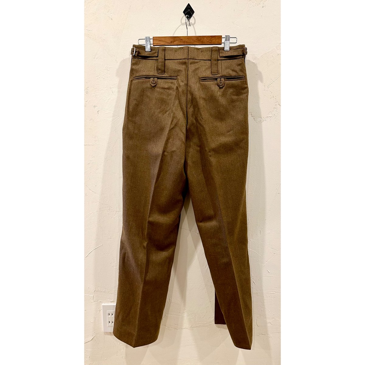 ミリオンスメルイギリス軍トラウザーズ イギリス軍 NO2ドレストラウザーズ (実寸ウエスト74cm/レングス