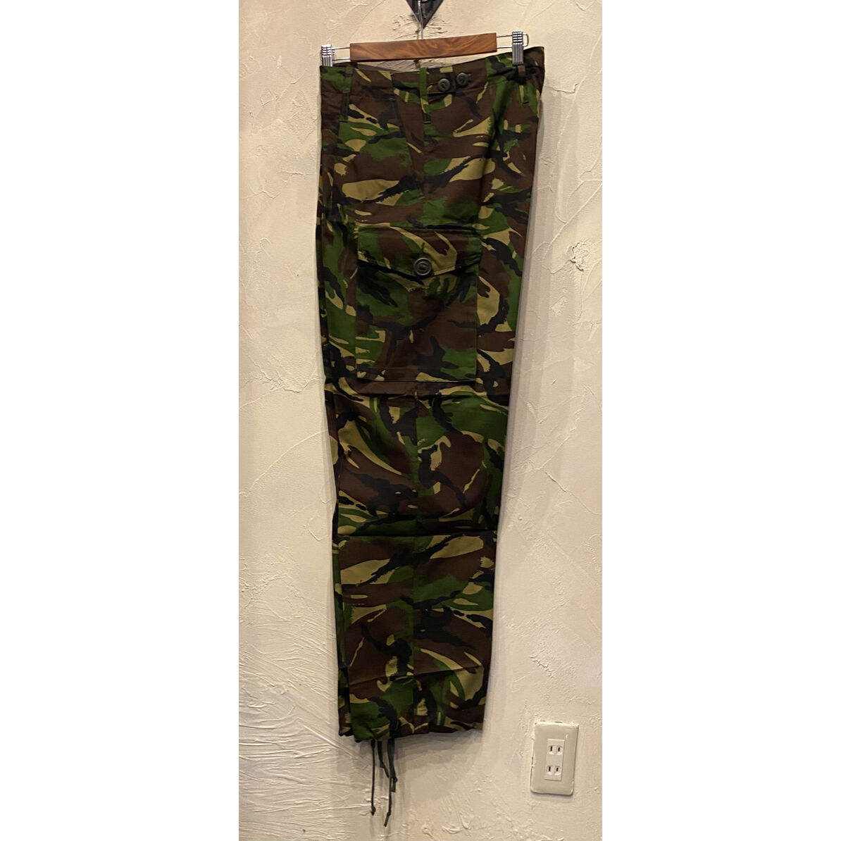 イギリス軍 ライトウェイト DPMカモフラージュ カーゴパンツsize80