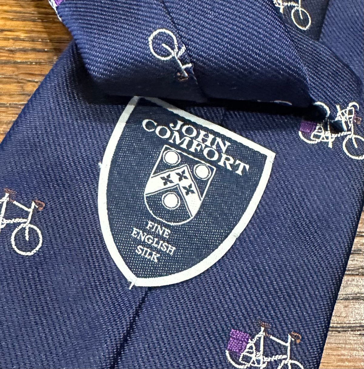 JOHN COMFORT Bon Vieux別注ネクタイ トートバッグ付き JOHN COMFORT Bon Vieux別注ネクタイ トートバッグ付き
