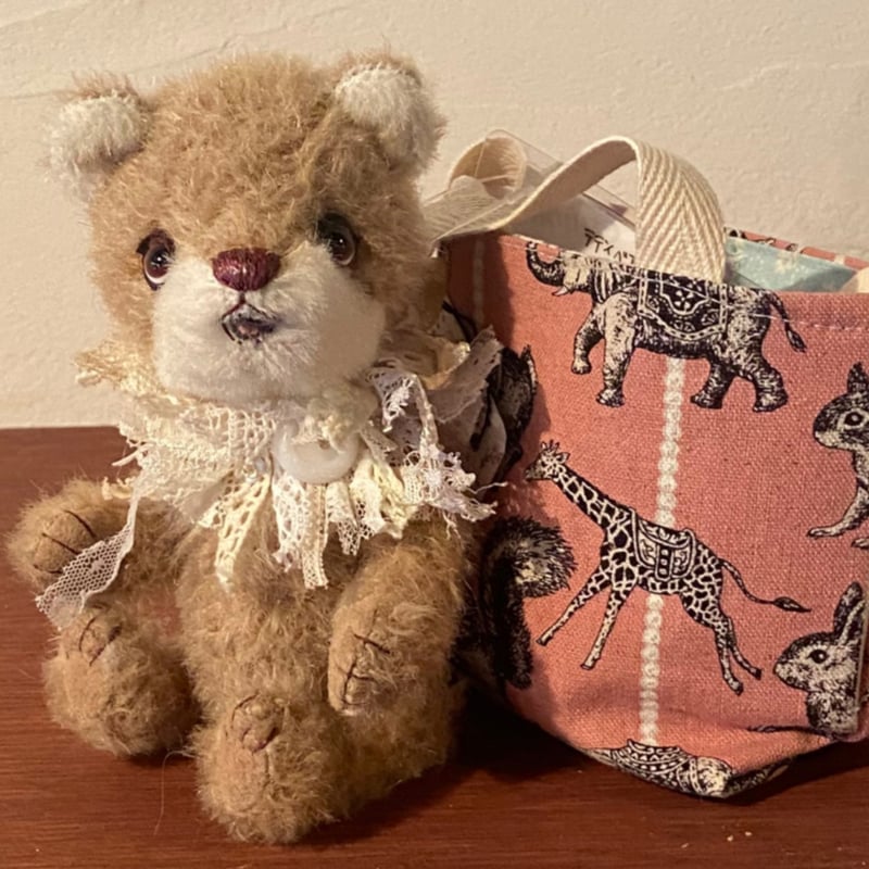 Mori's Bear / テディベア（ブラウンアイ） | AMULET