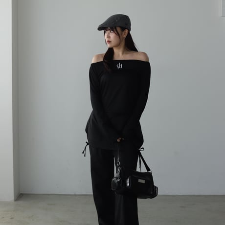 dds logo off  shoulder tops