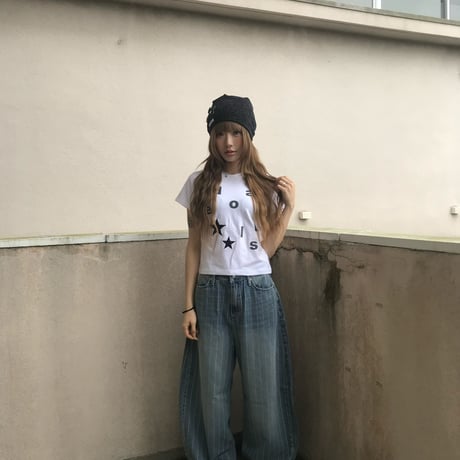 multi logo cropped tee