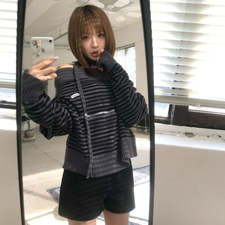 tag off shoulder knit