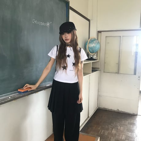 stars logo studs cropped tee