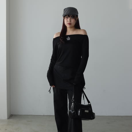 dds logo off  shoulder tops