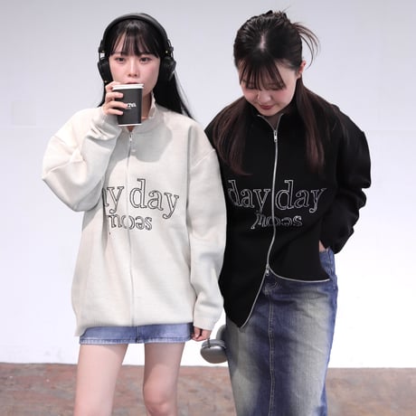 logo cropped fullzip knit daydayseoul