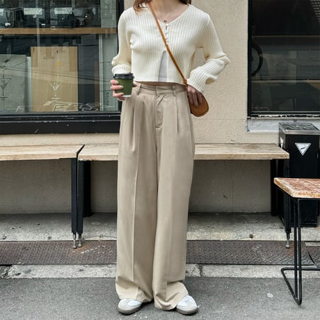 button rib short cardigan