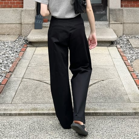 【SAMPLE SALE】cotton tuck pants
