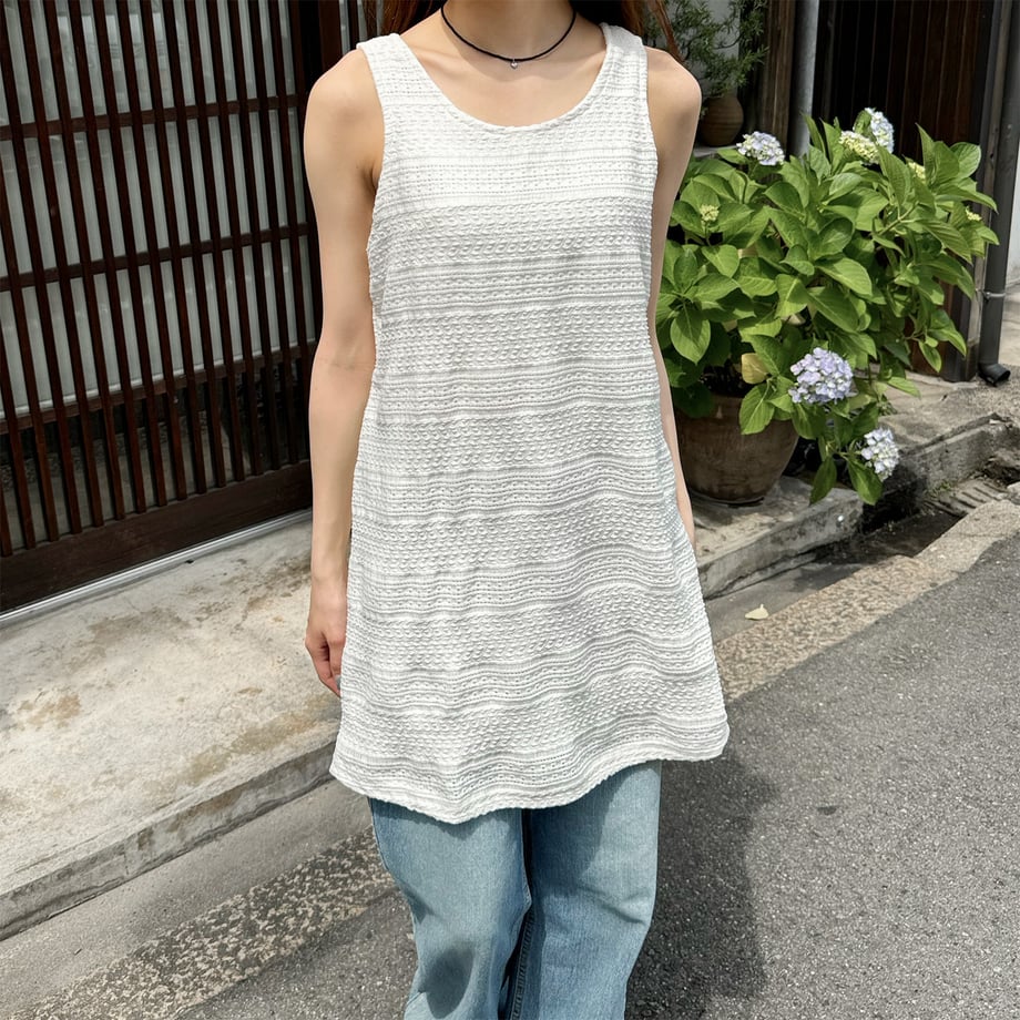 68427f3ec99ac75a73c37931