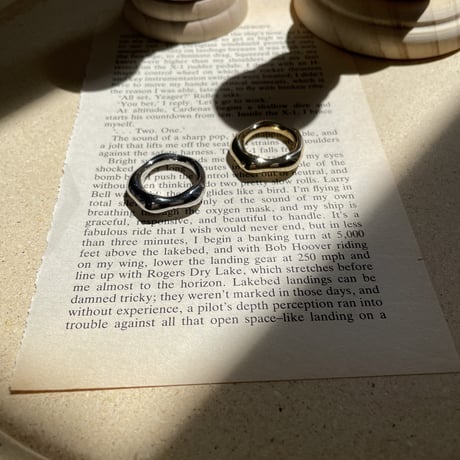 wave design ring