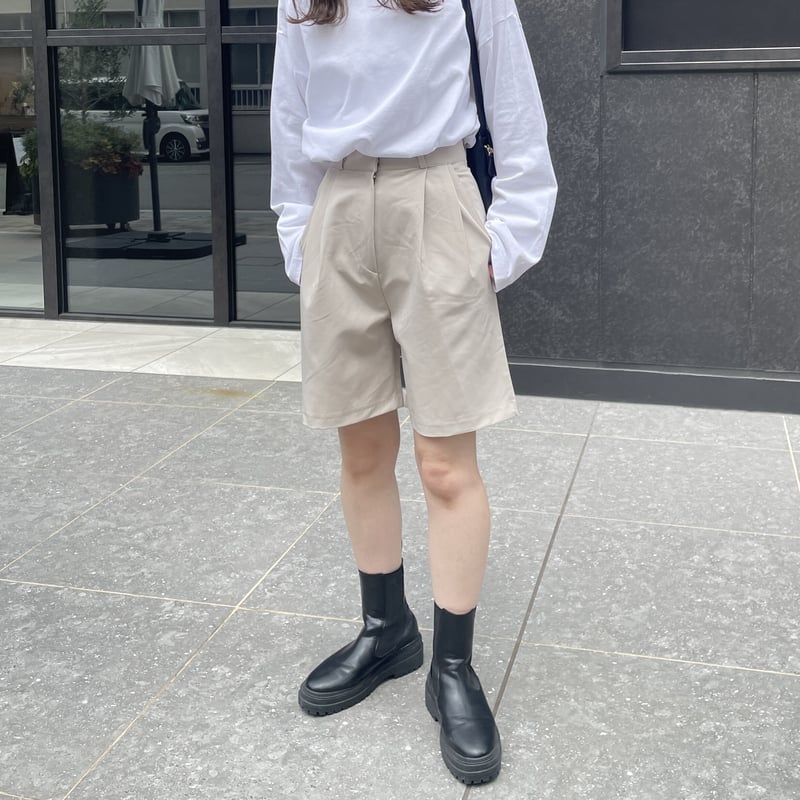 ハイウエストタックハーフパンツ | LE MORE ハイウエストタックハーフパンツ | LE MORE