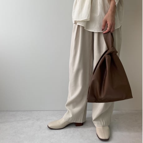 one handle square bag