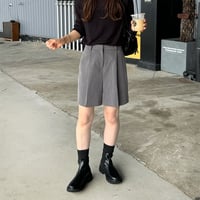 【SAMPLE SALE】high-waist tuck short pants